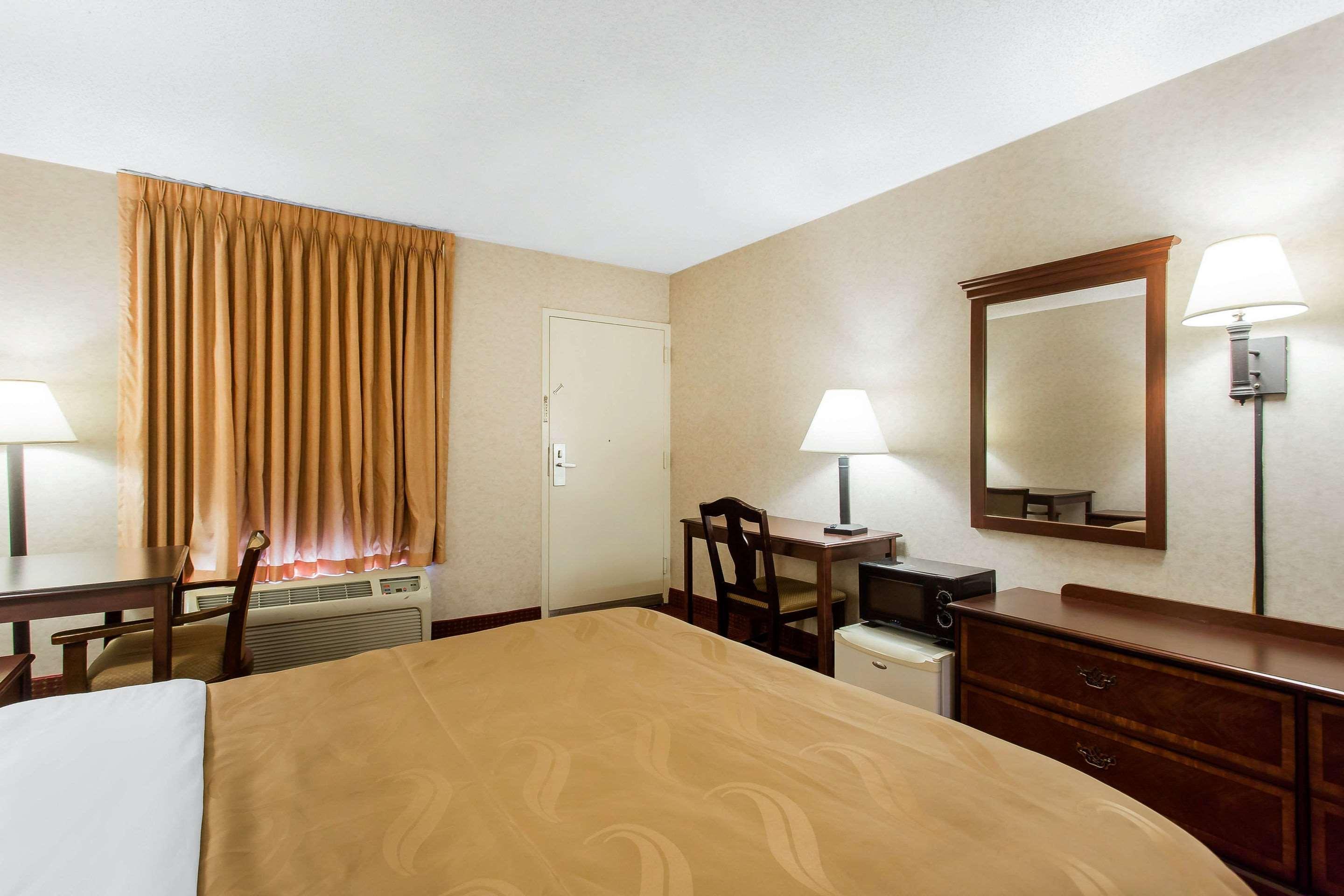 Quality Inn Mount Airy Mayberry Eksteriør bilde
