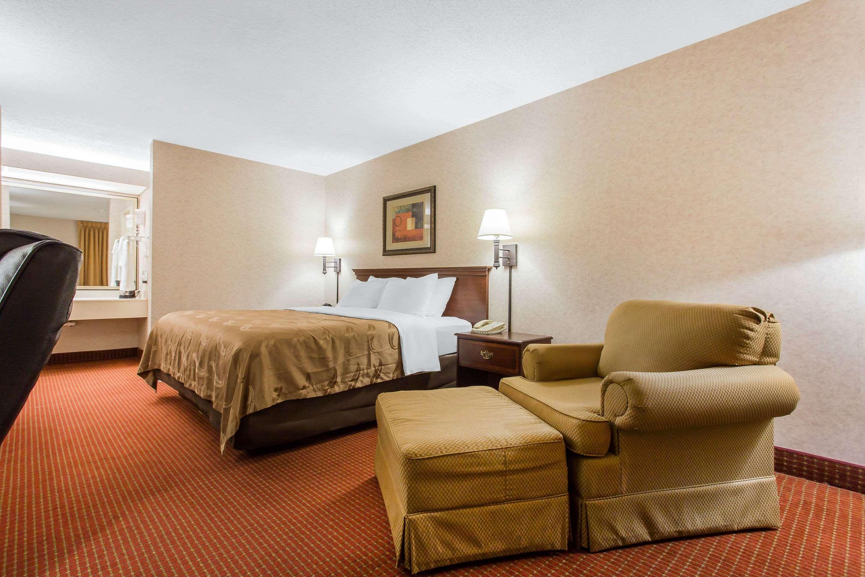 Quality Inn Mount Airy Mayberry Eksteriør bilde