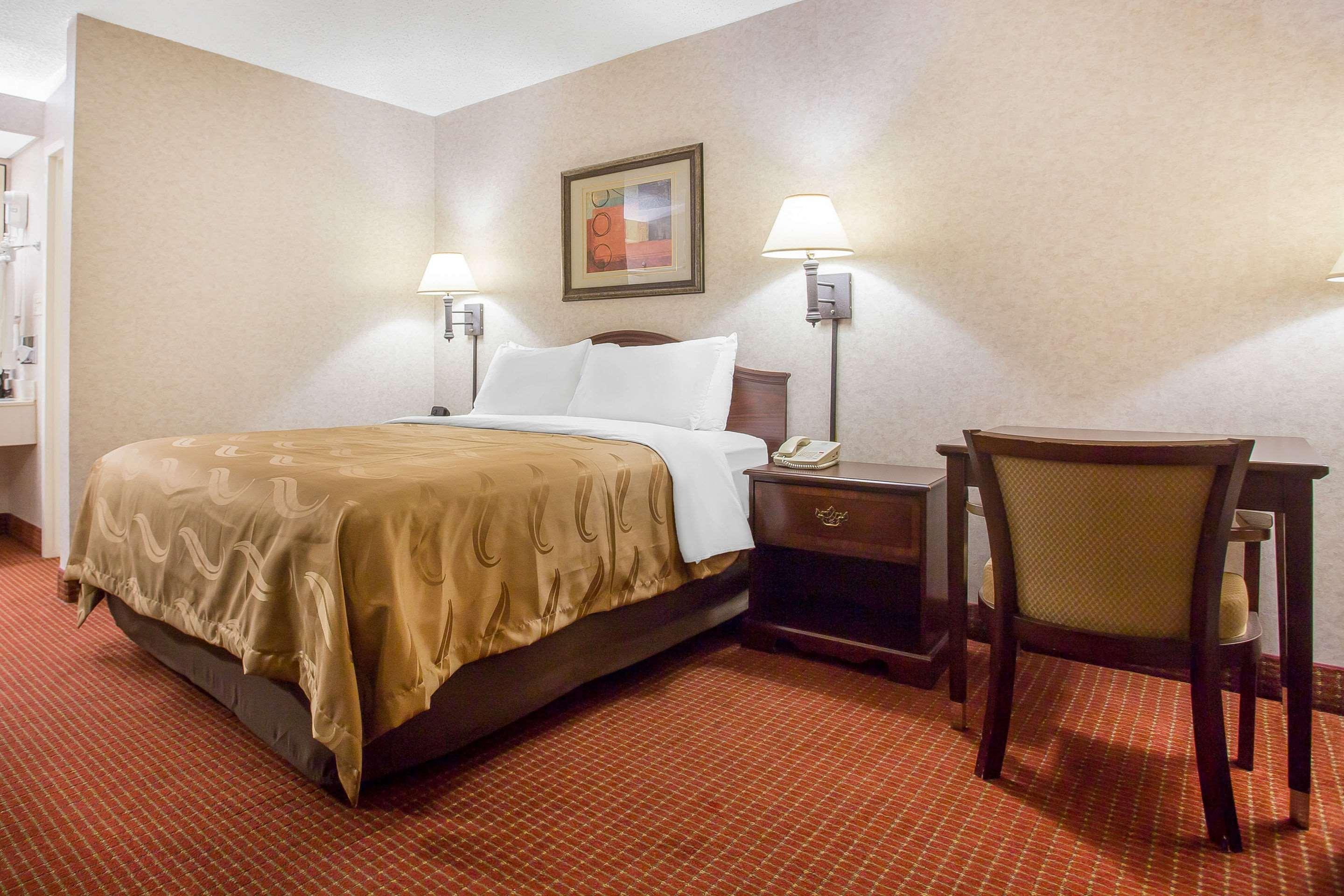 Quality Inn Mount Airy Mayberry Eksteriør bilde