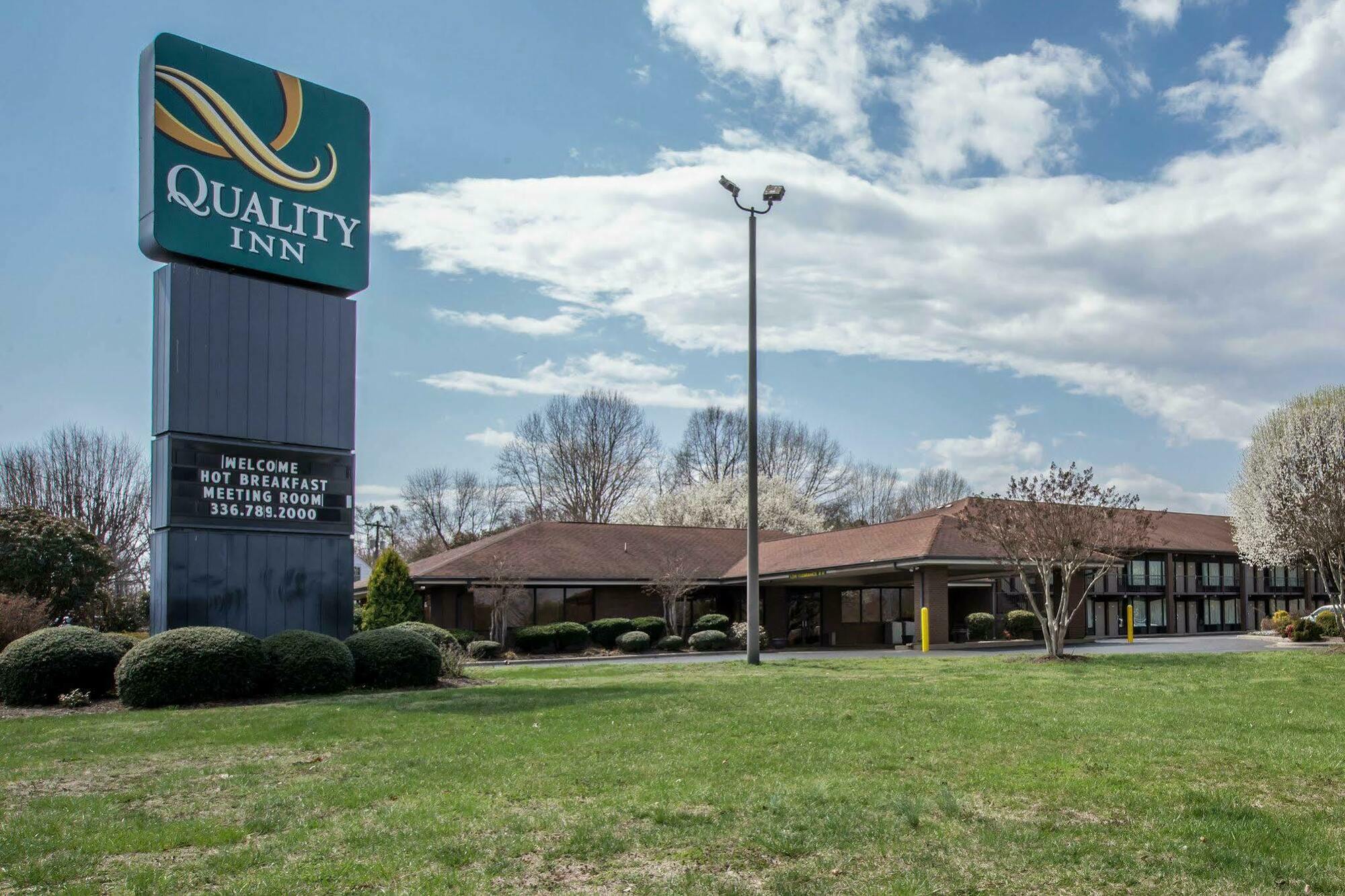 Quality Inn Mount Airy Mayberry Eksteriør bilde